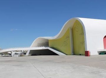 brazil/rio-de-janeiro/attraction/caminho-niemeyer