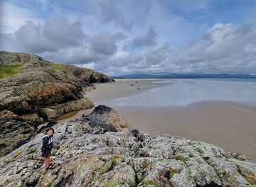 united-kingdom/gwynedd/attraction/black-rock-sands-beach