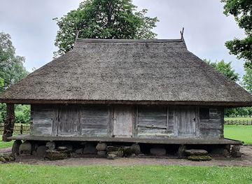 lithuania/samogitia/attraction/vyskupo-motiejaus-valanciaus-gimtines-muziejus