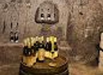 hungary/salgotarjan/attraction/fusti-fecske-feszke-pince-pezsgo-italbar