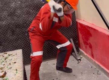 india/bengaluru/attraction/rage-room-bangalore