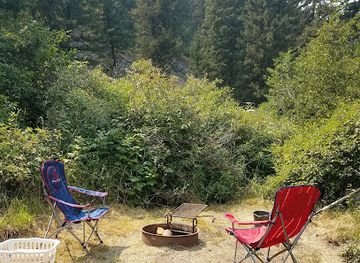 montana/absaroka-beartooth-wilderness/attraction/snowbank-campground