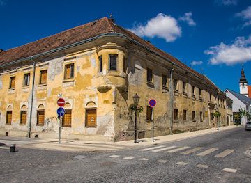 slovakia/trnava-region/attraction/arcibiskupsky-urad-budova-slachtickeho-konviktu