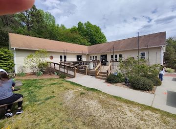 north-carolina/high-country/attraction/animal-park-at-the-conservators-center