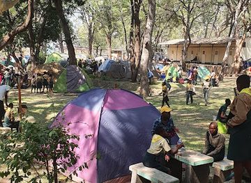 zimbabwe/kariba/attraction/moth-camp