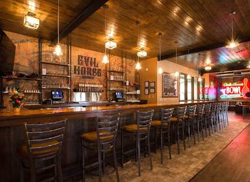 illinois/corn-belt/attraction/evil-horse-brewing-company