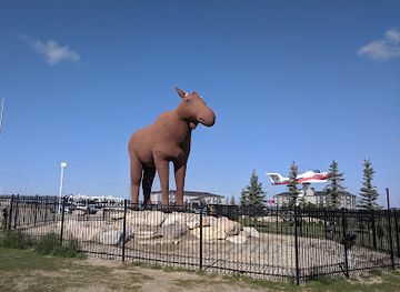 canada/central-canada/attraction/mac-the-moose