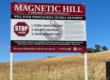 australia/south-west/attraction/magnetic-hill