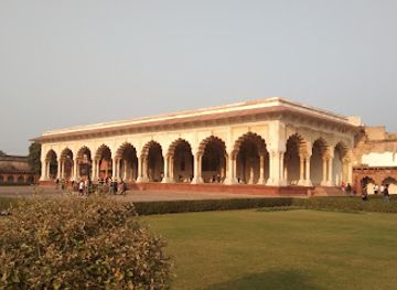 india/agra/attraction/diwan-e-khas
