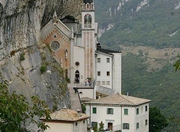 italy/trentino/attraction/ferrara-di-monte-baldo