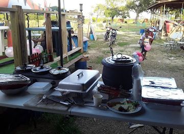 jamaica/savanna-la-mar/attraction/the-happy-farmers-camp