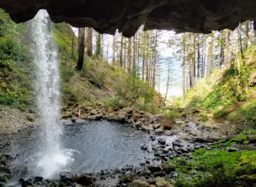 Ponytail Falls