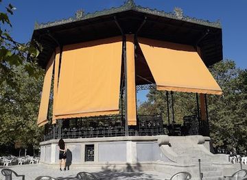 spain/madrid/retiro/attraction/retiro-park-bandstand