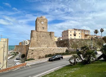italy/molise/attraction/castello-svevo-of-termoli