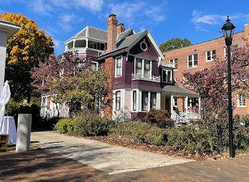 north-carolina/charlotte/attraction/queen-city-rides