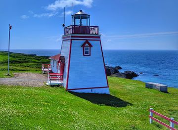 saint-pierre-and-miquelon/miquelon-island/attraction/fortune-head-ecological-reserve