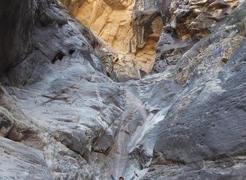 kentucky/henderson/attraction/ice-box-canyon