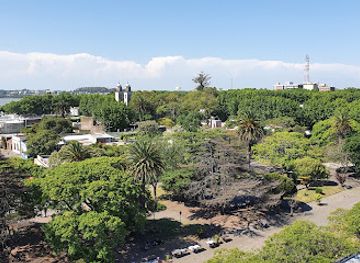 uruguay/colonia-del-sacramento/barrio-historico/attraction/colonia-del-sacramento-lighthouse