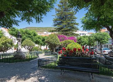 portugal/arrabida-natural-park/attraction/public-garden-sesimbra