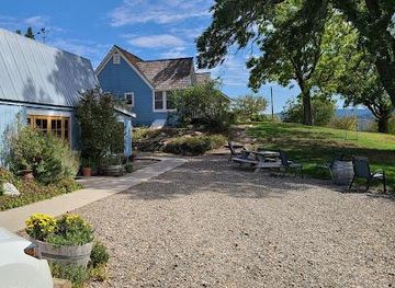 california/pismo-beach/attraction/dover-canyon-winery