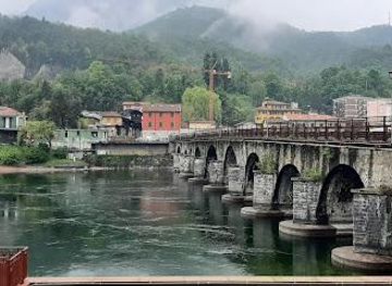 italy/lake-como/attraction/ponte-azzone-visconti