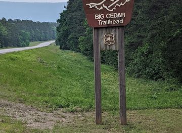 oklahoma/talimena-scenic-byway/attraction/big-cedar-trailhead