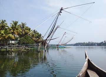 india/kochi/attraction/kochi-backwater-tours