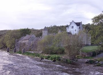 ireland/county-leitrim/attraction/parke-s-castle