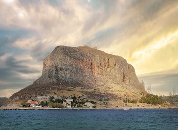 greece/monemvasia/attraction/u-u
