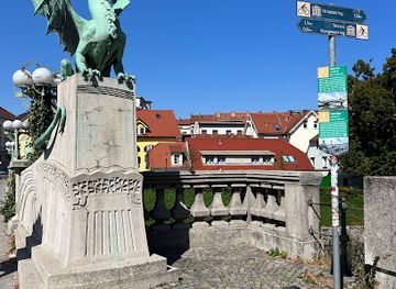 slovenia/ljubljana/attraction/pixel-art