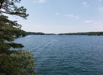 new-york/thousand-islands/attraction/mary-island-state-park