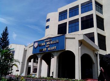 myanmar-burma/golden-rock/attraction/myanmar-gems-trade-centre