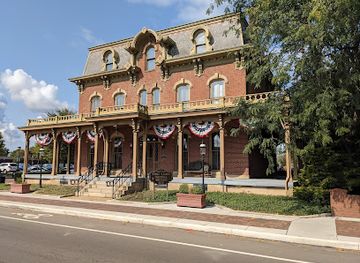 ohio/dundee-falls/attraction/saxton-mckinley-house