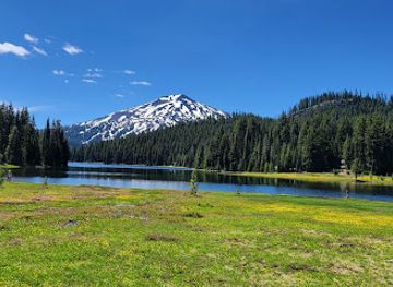 oregon/cascade-lakes-scenic-byway/attraction/todd-creek-trailhead