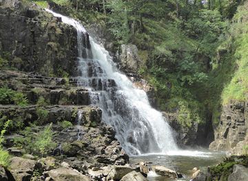 united-kingdom/snowdonia-national-park/attraction/pistyll-cain