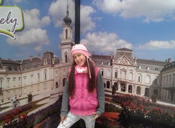 hungary/western-transdanubia/attraction/main-square