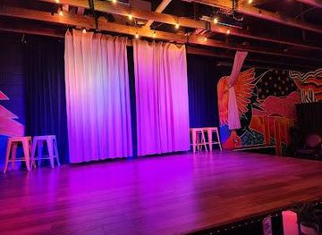 south-carolina/hilton-head-island/attraction/front-porch-improv-savannah-s-home-for-comedy