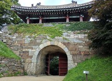 south-korea/incheon/attraction/namhansanseong-north-gate