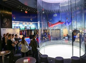 illinois/oak-lawn/attraction/ifly-indoor-skydiving-chicago-lincoln-park