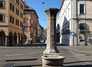 germany/wurzburg/altstadt/attraction/brunnen-am-juliuspromenade
