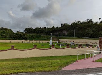 guam/mount-jumullong-manglo/attraction/sumay-cemetery