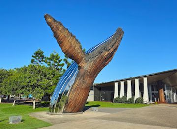 australia/fraser-coast/attraction/jarod-the-big-whale