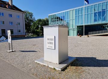 estonia/parnu/attraction/monument-igauhele