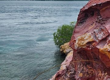 indonesia/east-nusa-tenggara/attraction/pulau-gado