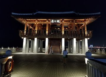 south-korea/pohang/attraction/yeongildae-beach-observatory
