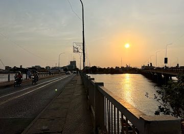 benin/cotonou/attraction/ancien-pont