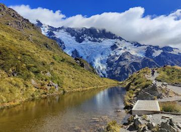 new-zealand/fox-glacier/attraction/sealy-tarns-viewpoint