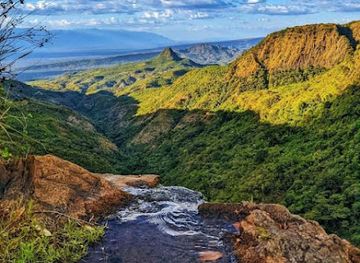 kenya/elgeyo-escarpment/attraction/emwai-waterfall