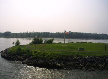 new-york/catskill-mountains/attraction/historic-catskill-point-and-freightmasters-building