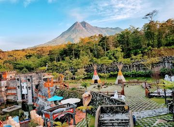 indonesia/java/attraction/the-lost-world-castle